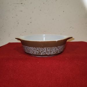 Vintage Pyrex Casserole Dish